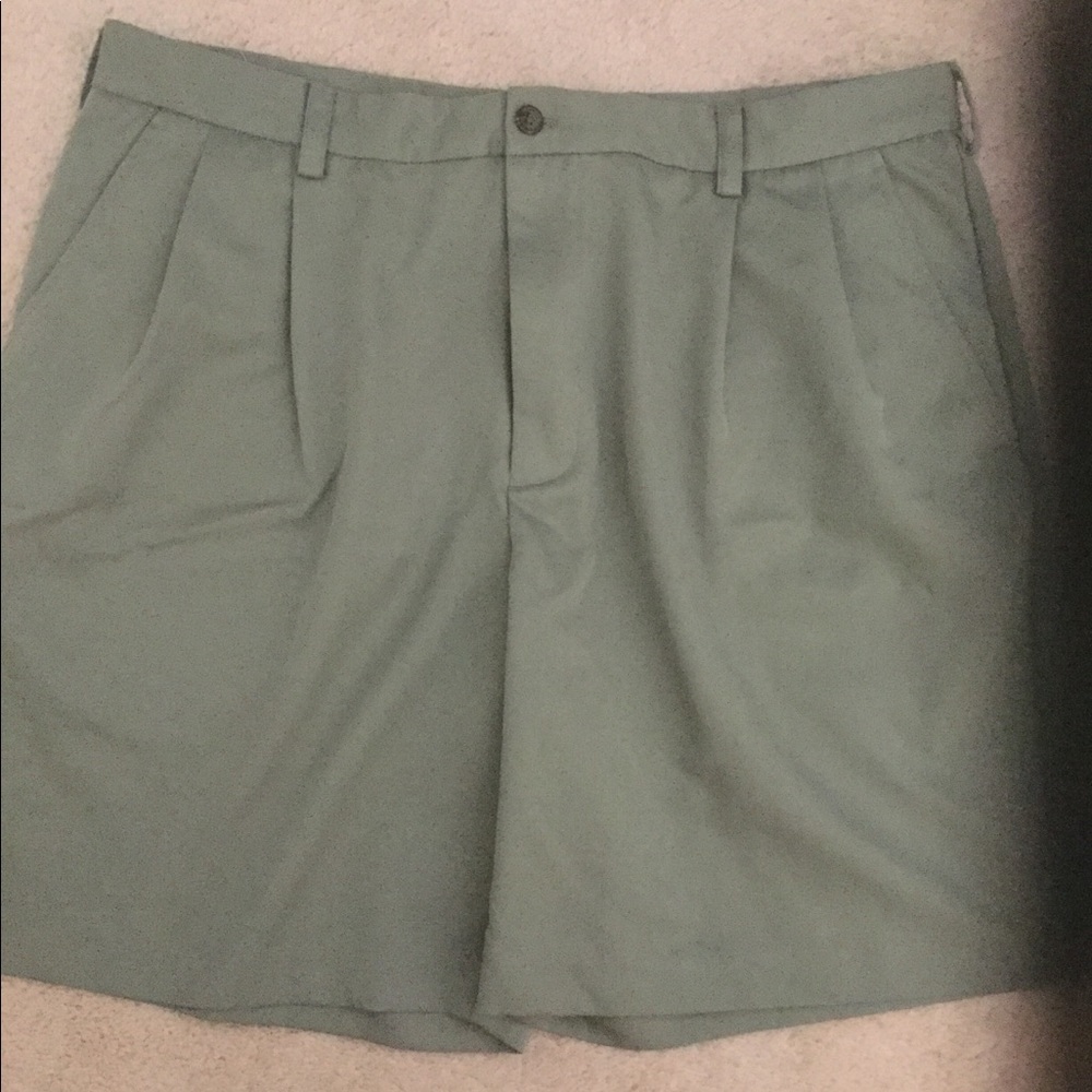 Golf shorts